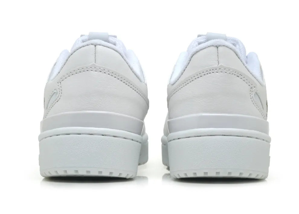 Forum Low White