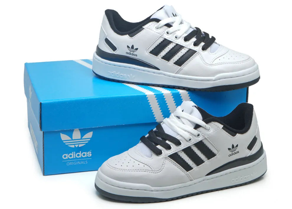 Forum Low White/Black