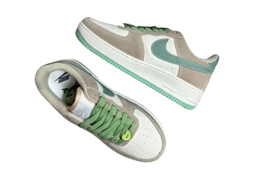 Nike Air Force 1 Love Off Green