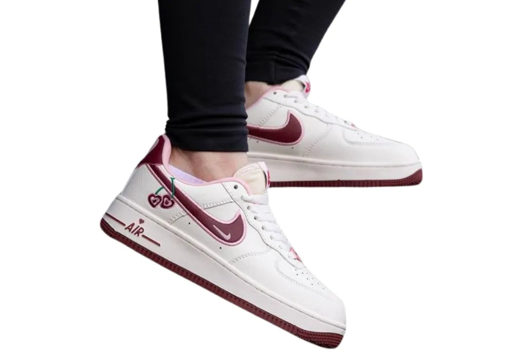 Nike Air Force Love