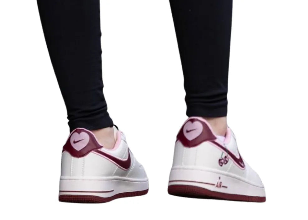 Nike Air Force Love