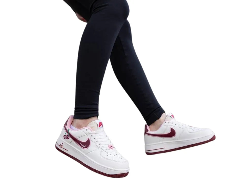 Nike Air Force Love