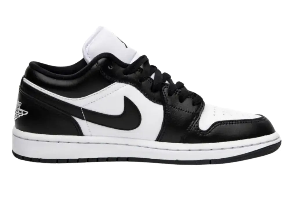Nike Air Jordan 1 Low OG ‘Panda’.