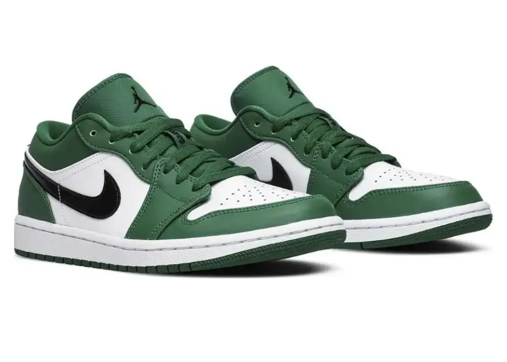 Nike Air Jordan 1 Low OG ‘Pine Green’.