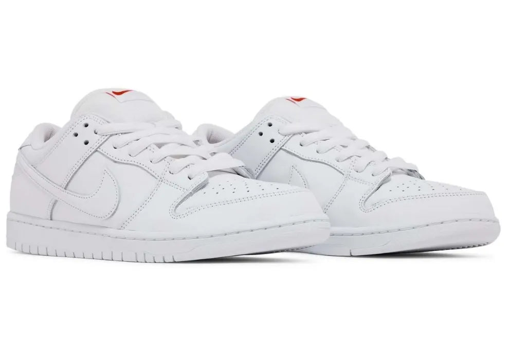 Nike SB Dunk All White