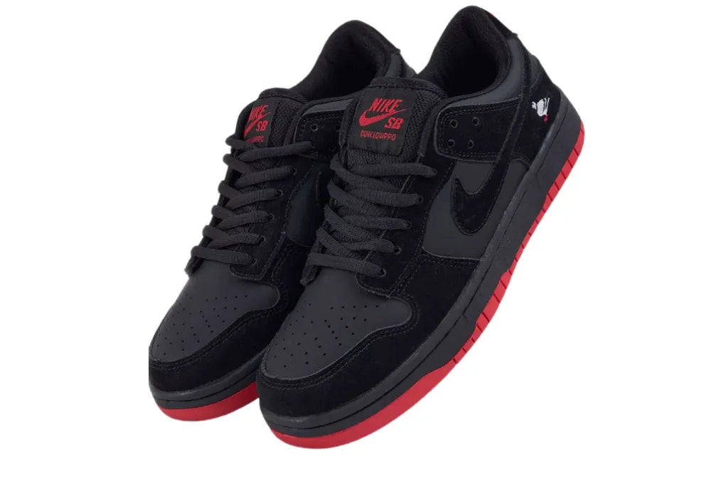 Nike SB Dunk Low ‘Black Pigeon’