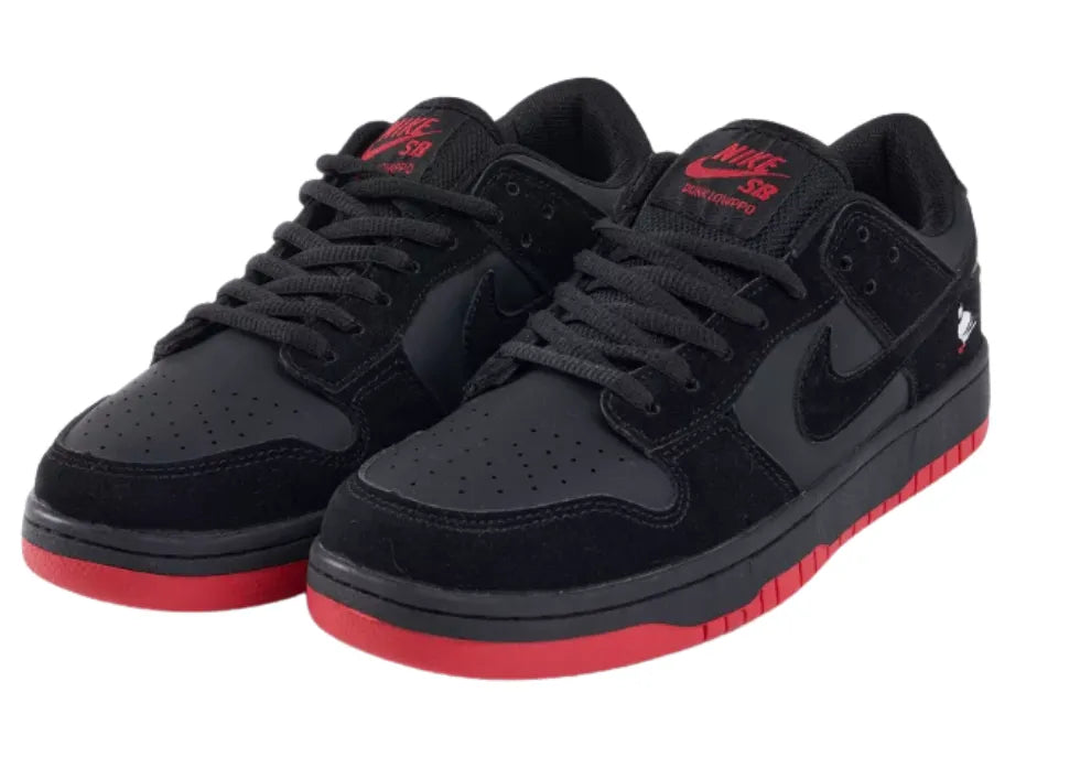 Nike SB Dunk Low ‘Black Pigeon’