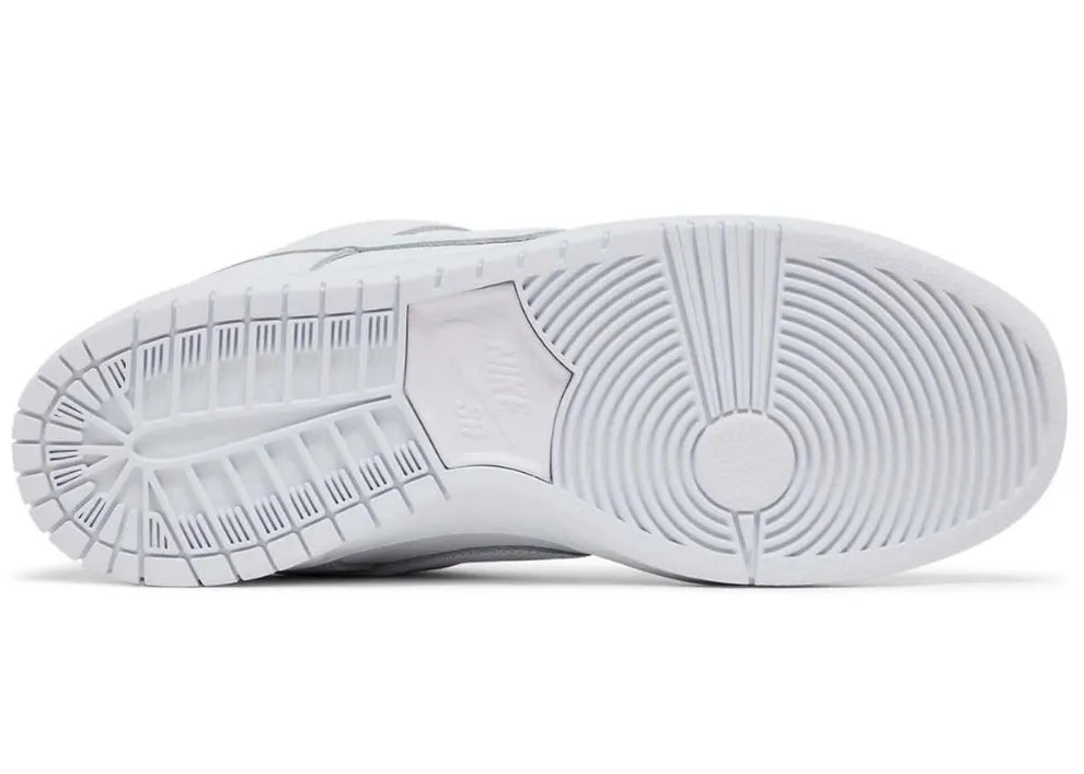 Nike SB Dunk All White
