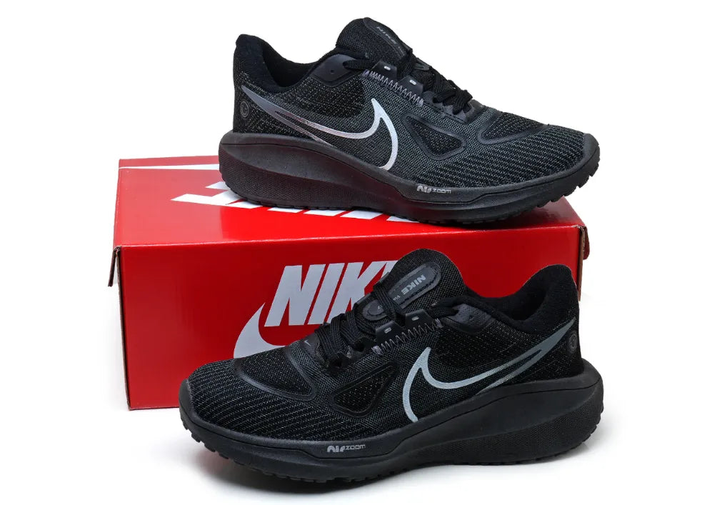 Nike Vomero 17 Black